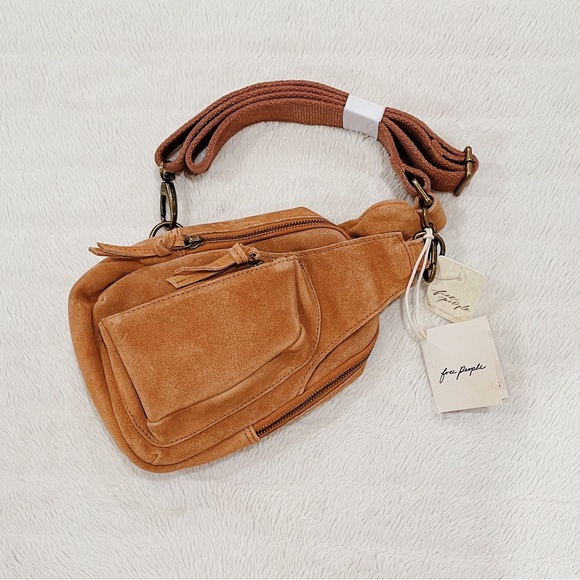 Free People Handbags - Hudson Sling Bag in Gold